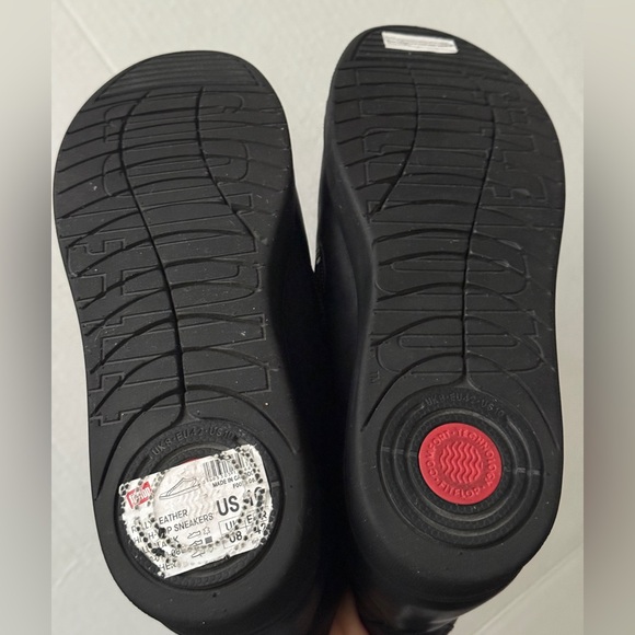 Fitflop Black Leather Rally Sneakers High Top Lace Up Side Zipper Women's Sz 10 - Picture 9 of 11